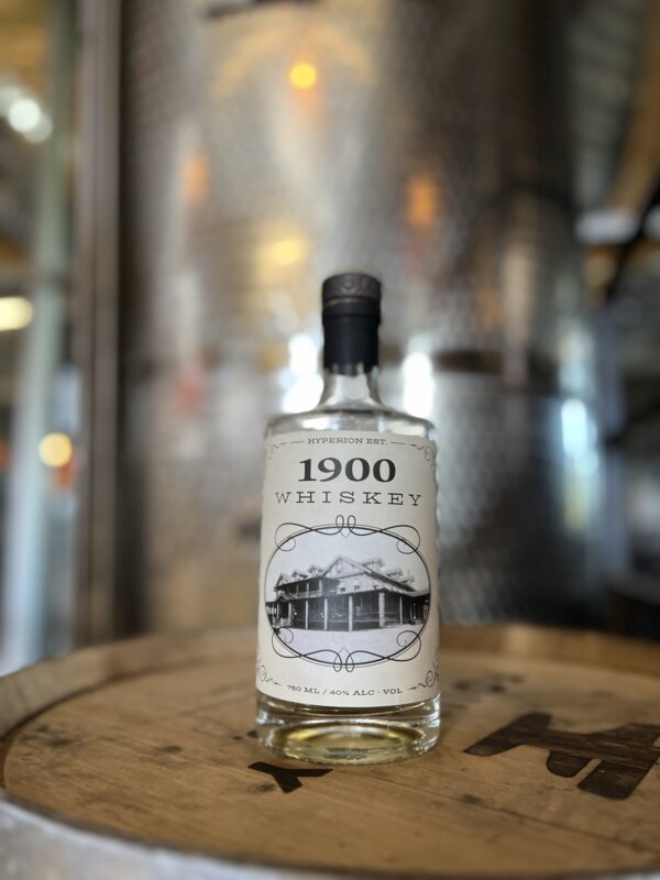 1900 Hyperion Club (Bomber)- Hero Shot MPB